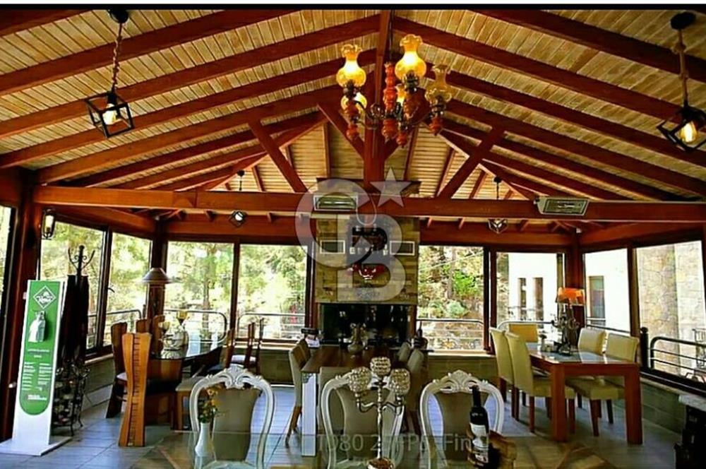 ÇANAKKALE YEŞİLYURT KÖYÜ SATILIK 17 ODALI 600 PARÇA MÜZELİ OTEL