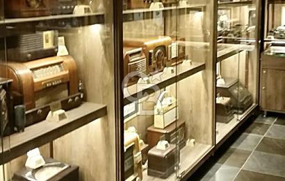 ÇANAKKALE YEŞİLYURT KÖYÜ SATILIK 17 ODALI 600 PARÇA MÜZELİ OTEL