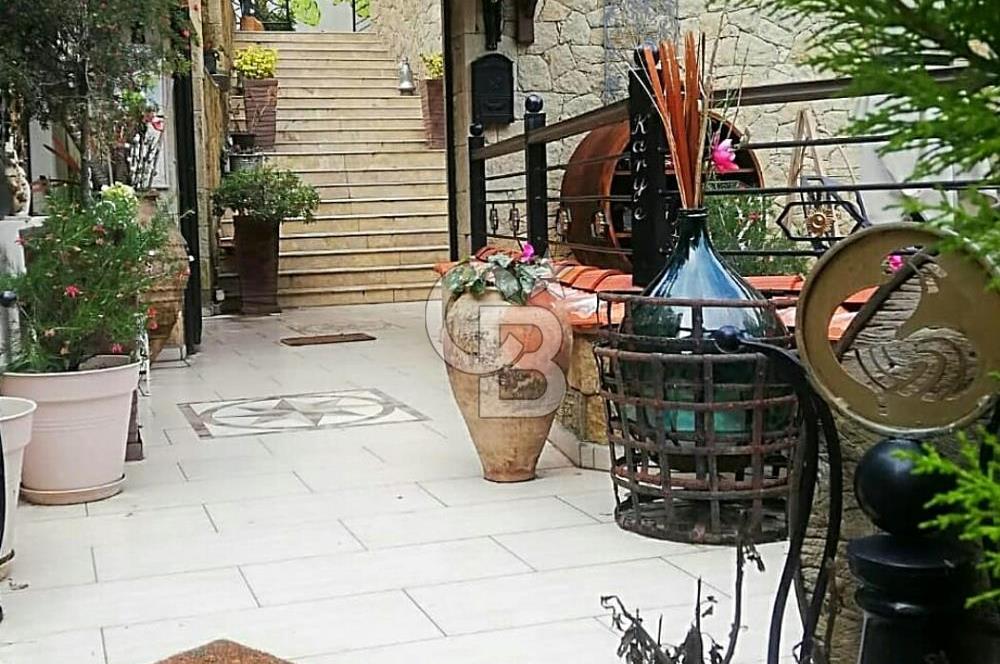 ÇANAKKALE YEŞİLYURT KÖYÜ SATILIK 17 ODALI 600 PARÇA MÜZELİ OTEL