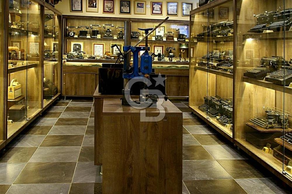 ÇANAKKALE YEŞİLYURT KÖYÜ SATILIK 17 ODALI 600 PARÇA MÜZELİ OTEL