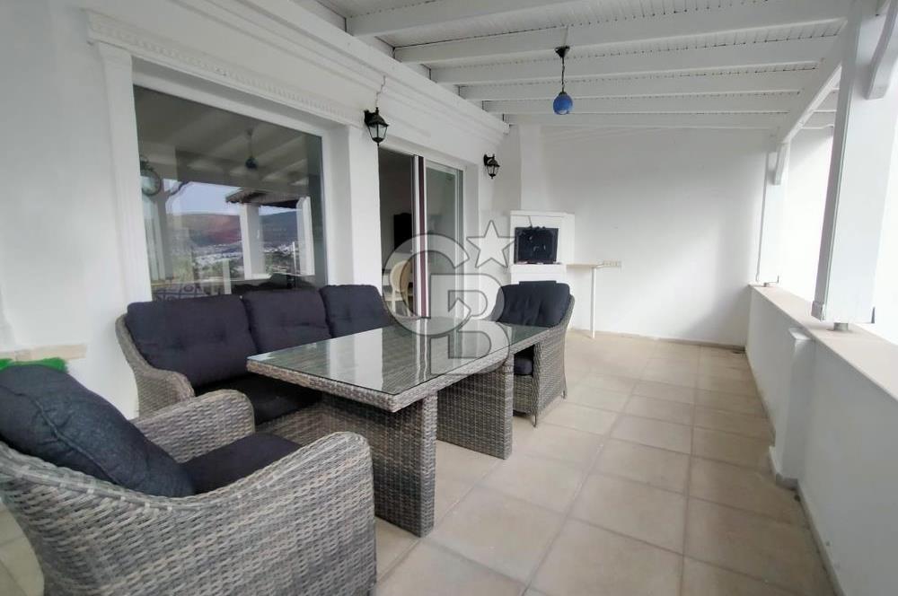 Bodrum Merkez Kale ve Deniz Manzaralı 2+1 Satılık Daire