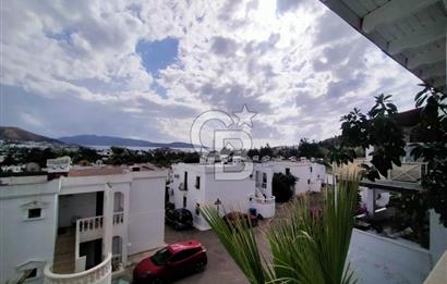 Bodrum Merkez Kale ve Deniz Manzaralı 2+1 Satılık Daire