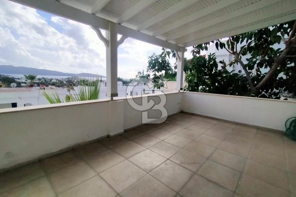 Bodrum Merkez Kale ve Deniz Manzaralı 2+1 Satılık Daire