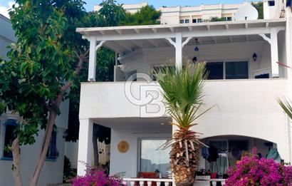 Bodrum Merkez Kale ve Deniz Manzaralı 2+1 Satılık Daire