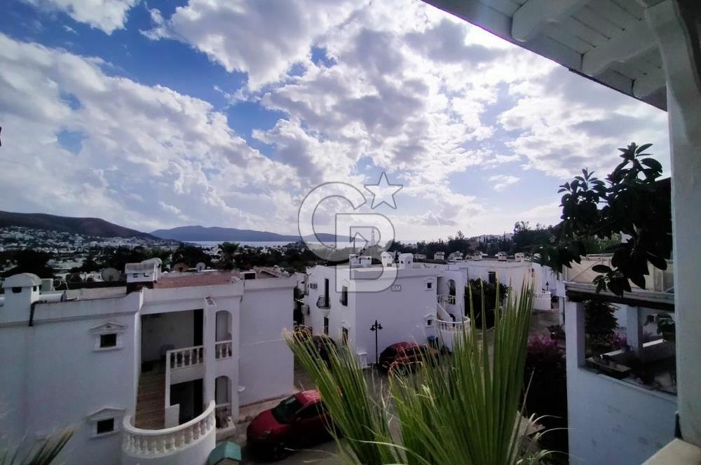 Bodrum Merkez Kale ve Deniz Manzaralı 2+1 Satılık Daire