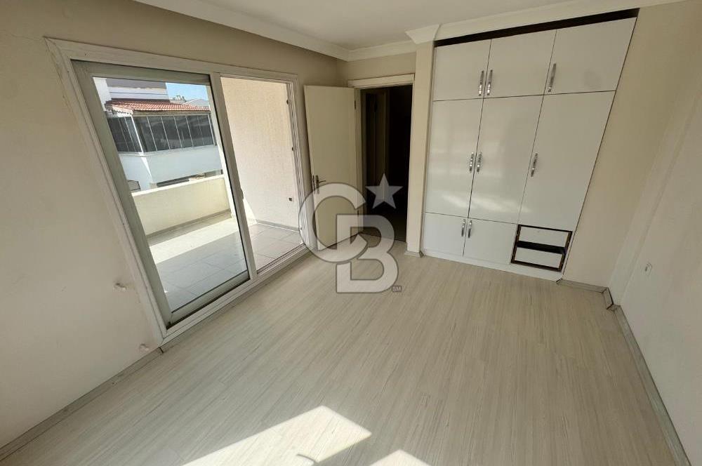 ÇANDARLI MERKEZDE DENİZE YAKIN SATILIK VİLLA