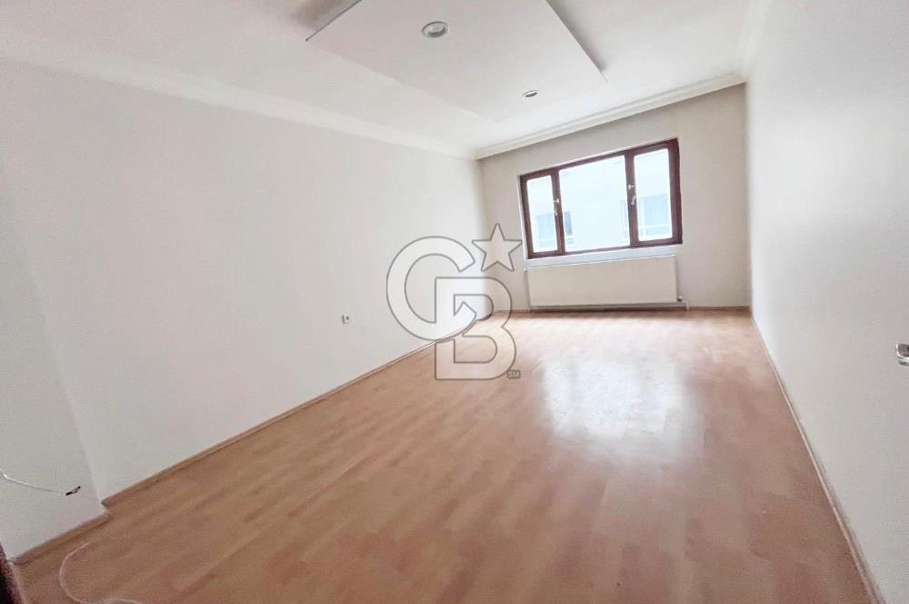 ULAŞIM GÜZERGAHI CADDE ÜZERİNDE KATTA MASRAFSIZ GENİŞ BALKONLU