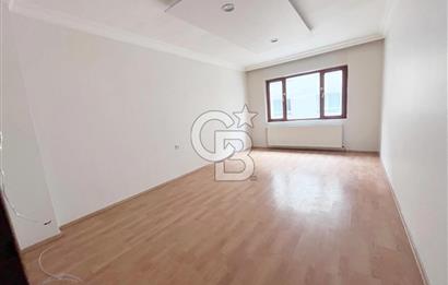 ULAŞIM GÜZERGAHI CADDE ÜZERİNDE KATTA MASRAFSIZ GENİŞ BALKONLU