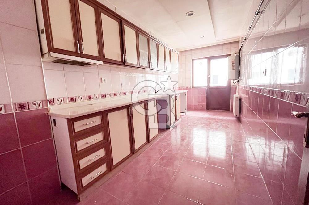 ULAŞIM GÜZERGAHI CADDE ÜZERİNDE KATTA MASRAFSIZ GENİŞ BALKONLU