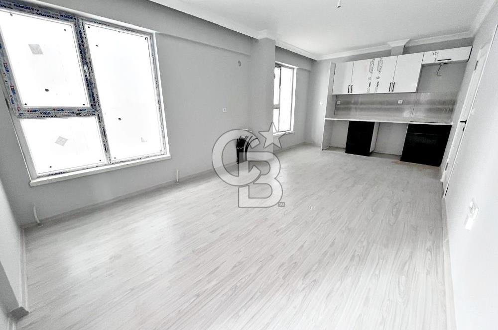 NATOYOLU CADDESİ YANI YENİ BİNADA BÜTÜN CEPHELERİ AÇIK SIFIR 2+1