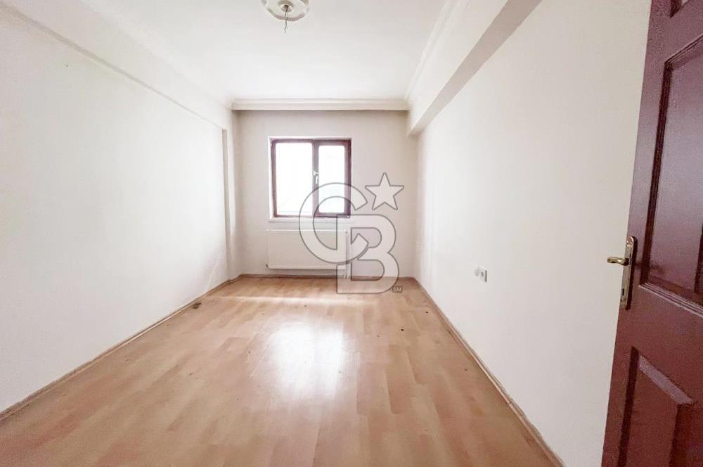 ULAŞIM GÜZERGAHI CADDE ÜZERİNDE KATTA MASRAFSIZ GENİŞ BALKONLU