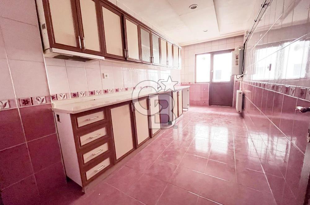 ULAŞIM GÜZERGAHI CADDE ÜZERİNDE KATTA MASRAFSIZ GENİŞ BALKONLU