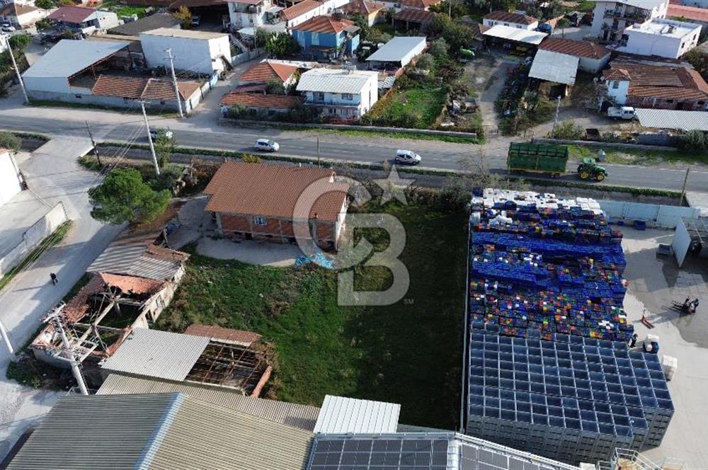 MENEMEN KESİKTE 1521m2 SATILIK DEPO YAPIMINA UYGUN TARLA