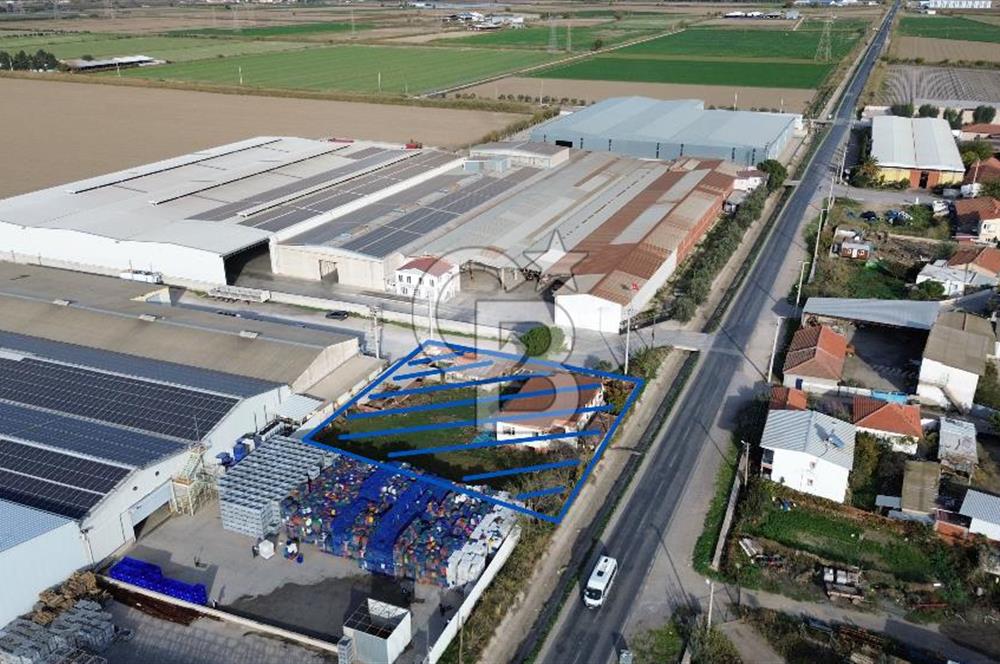 MENEMEN KESİKTE 1521m2 SATILIK DEPO YAPIMINA UYGUN TARLA