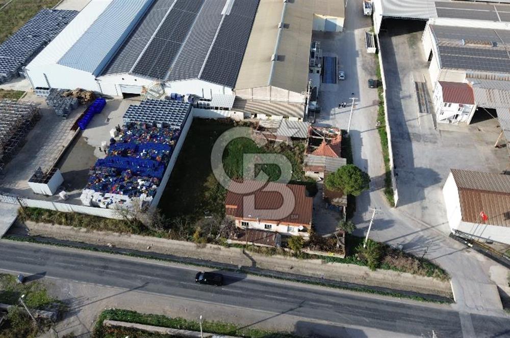 MENEMEN KESİKTE 1521m2 SATILIK DEPO YAPIMINA UYGUN TARLA