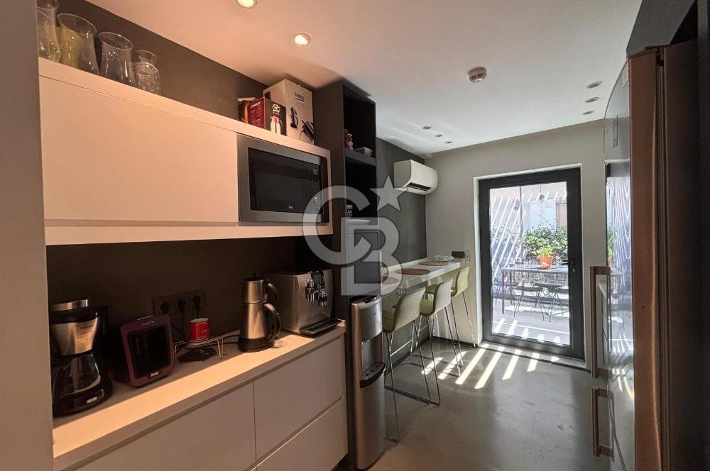 FORUM BORNOVA KARŞISI 8+1 TERASLI LÜKS VİLLA TİCARİ KULL.UYGUN