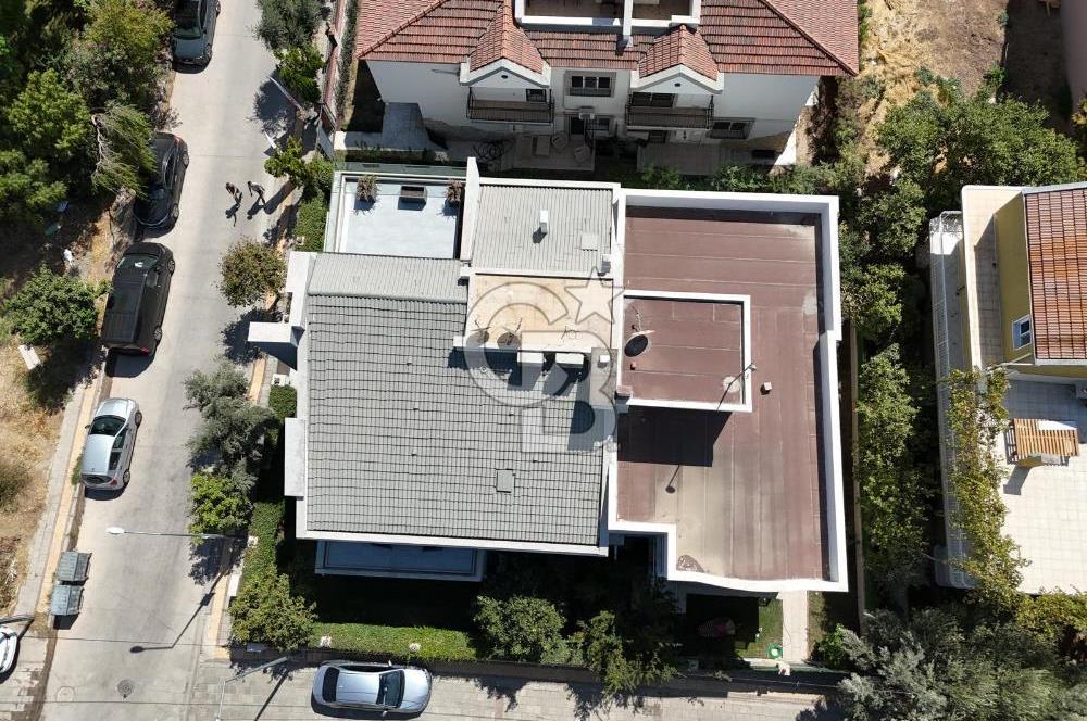 FORUM BORNOVA KARŞISI 8+1 TERASLI LÜKS VİLLA TİCARİ KULL.UYGUN