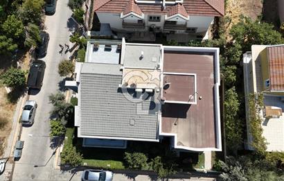 FORUM BORNOVA KARŞISI 8+1 TERASLI LÜKS VİLLA TİCARİ KULL.UYGUN