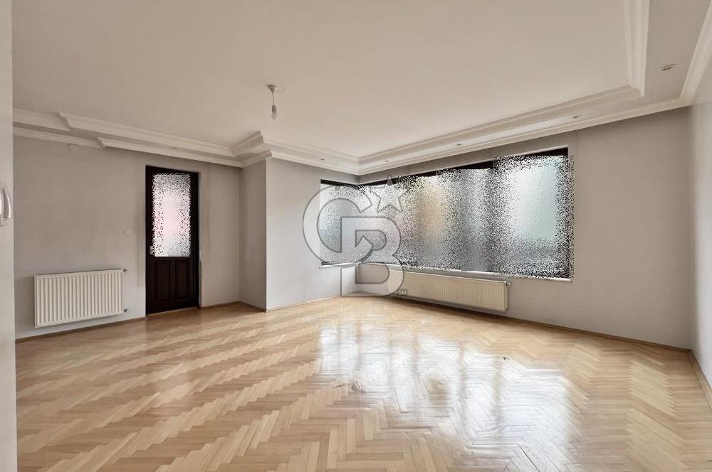 PODGORİTSA CD ÜZERİ KATTA ÖN CEPHE ASANSÖRLÜ 3,5+1