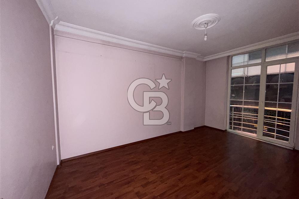 Bahçelievler Mahmutbey Caddesinde 2+1 Ön Cephe Satılık Daire