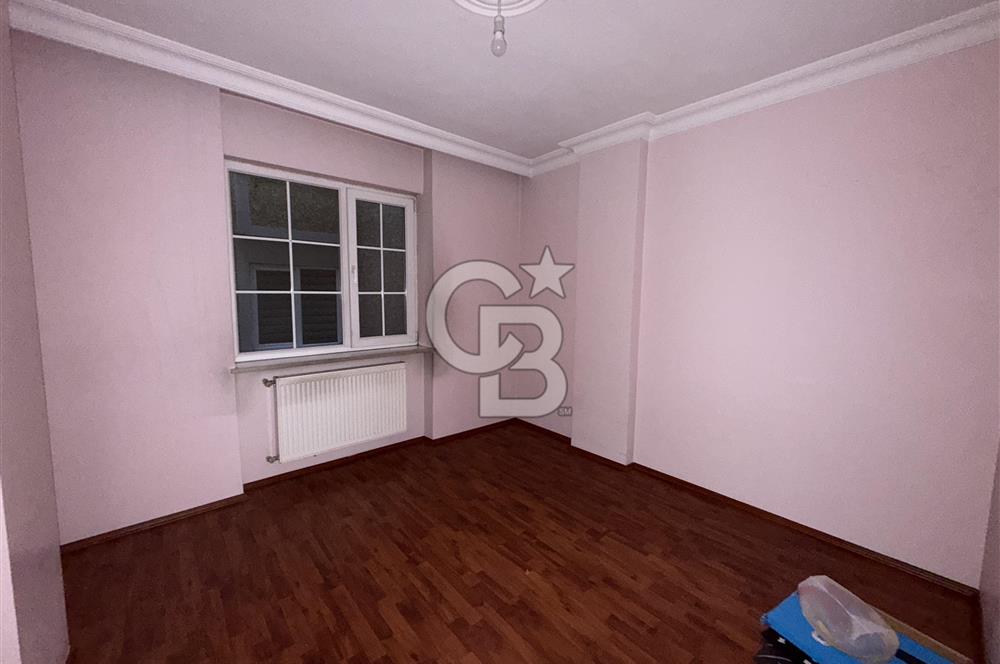 Bahçelievler Mahmutbey Caddesinde 2+1 Ön Cephe Satılık Daire