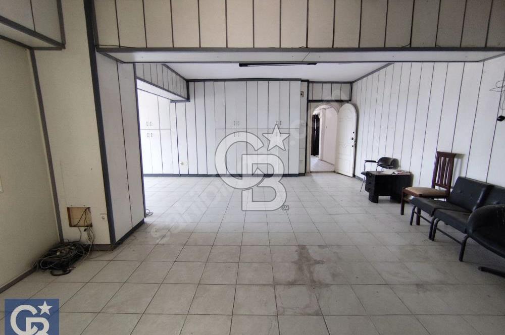 ALİAĞA'NIN KALBİNDE TABELA DEĞERİ YÜKSEK 224 m² KAT OFİS