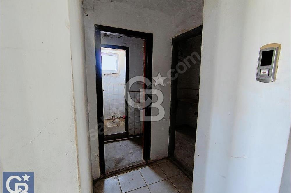 ALİAĞA'NIN KALBİNDE TABELA DEĞERİ YÜKSEK 224 m² KAT OFİS