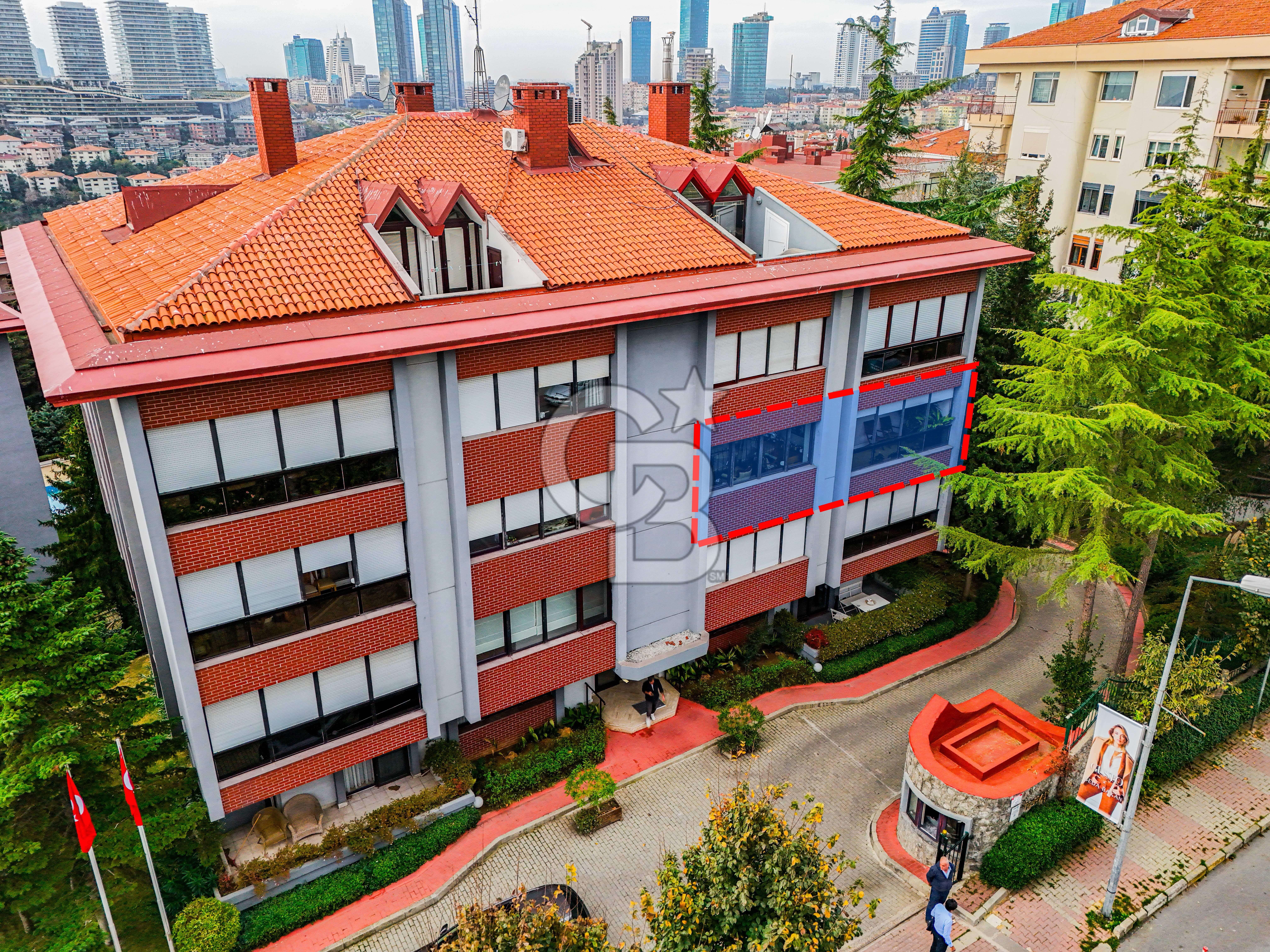 ULUS İLHAN SİTESİNDE KİRALIK 4+1 ARAKAT