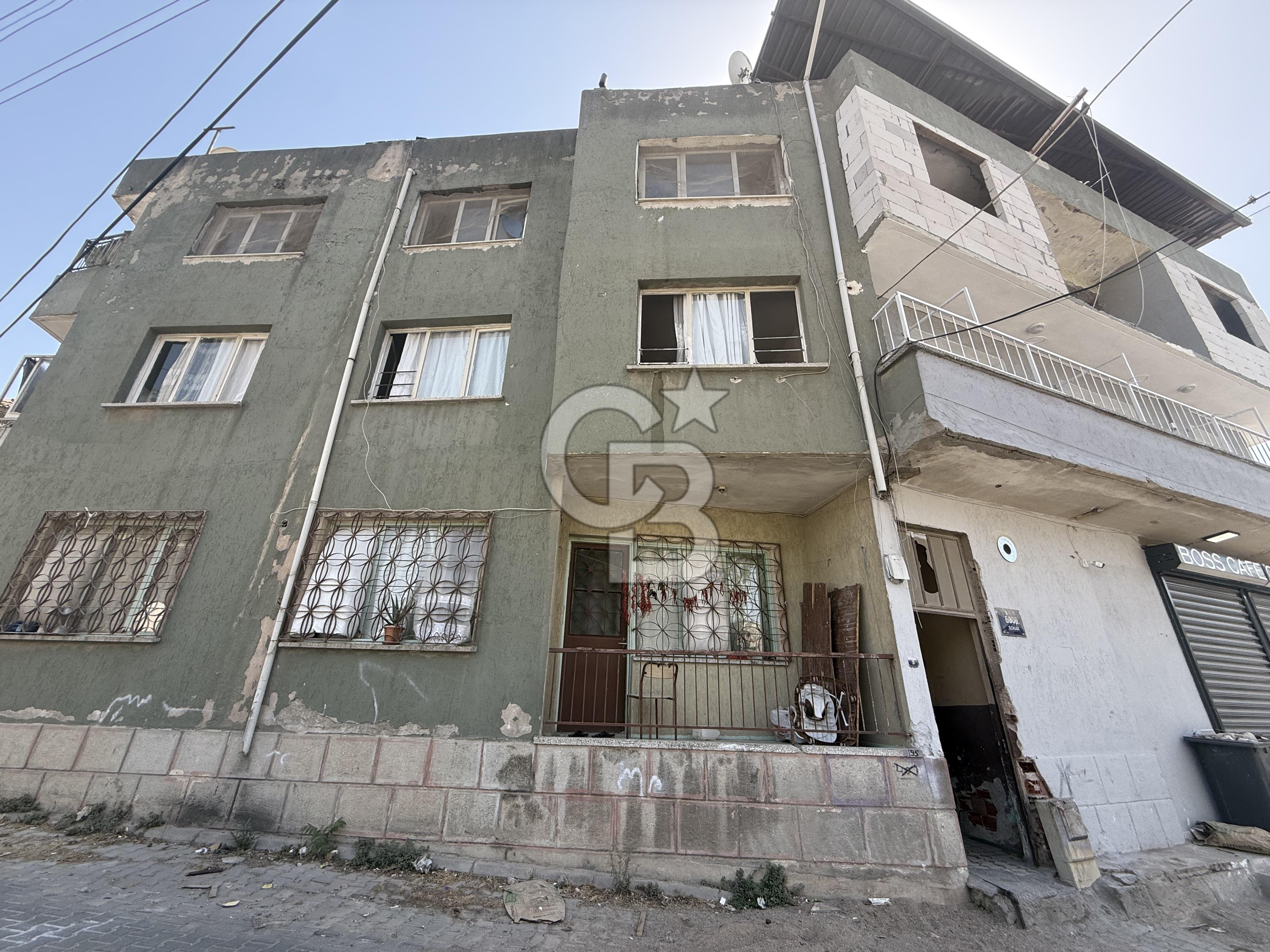 Bornova Işıkkentde 3+1 daire 