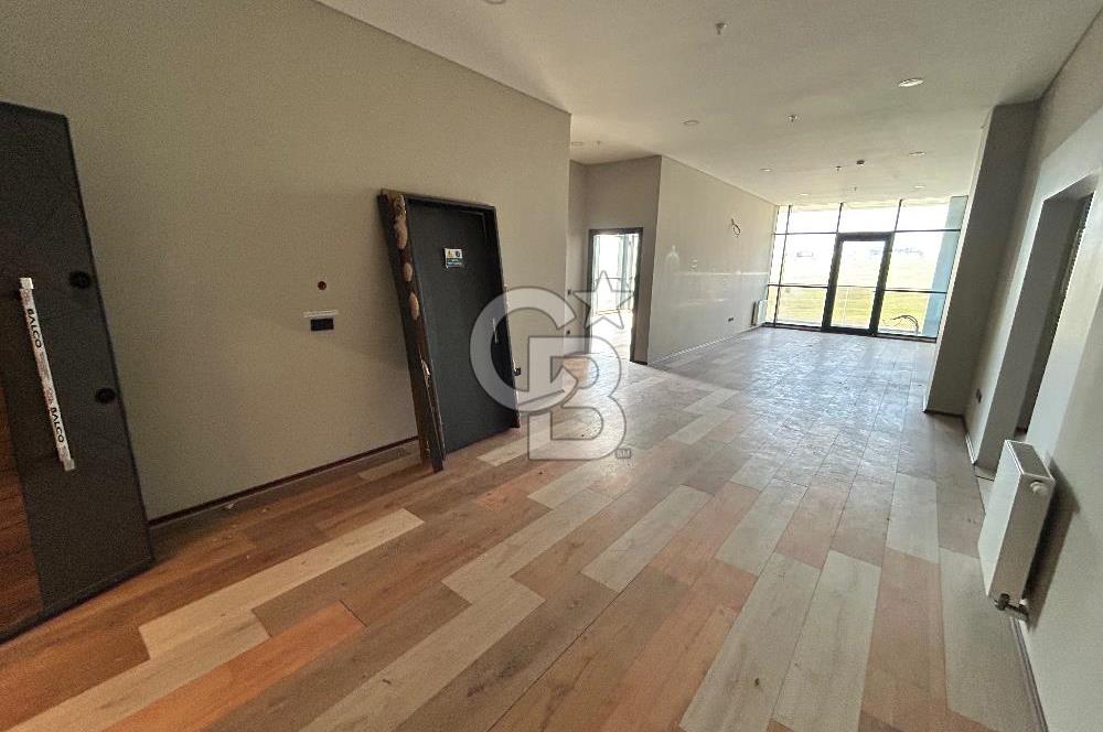 AVCILAR KİRALIK 2+1 OFİS E-5' E 100 M. MESAFEDE METROBÜSE YAKIN