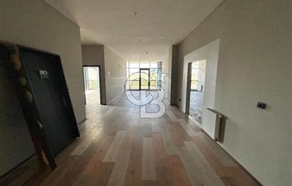 AVCILAR KİRALIK 2+1 OFİS E-5' E 100 M. MESAFEDE METROBÜSE YAKIN