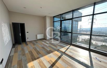 AVCILAR KİRALIK 2+1 OFİS E-5' E 100 M. MESAFEDE METROBÜSE YAKIN