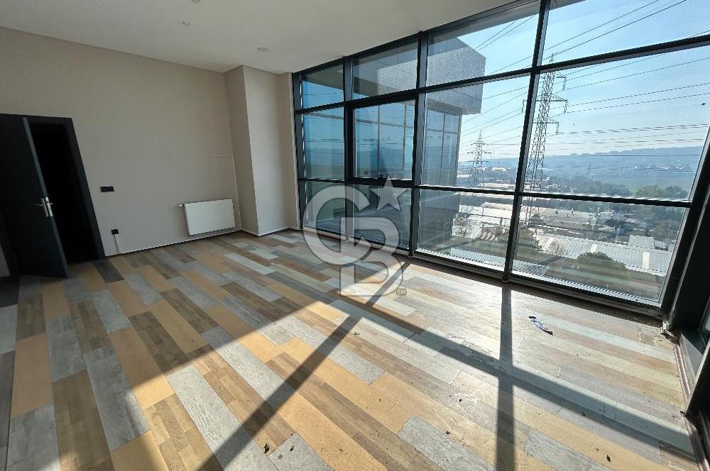 AVCILAR KİRALIK 2+1 OFİS E-5' E 100 M. MESAFEDE METROBÜSE YAKIN