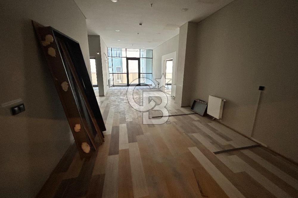 AVCILAR KİRALIK 2+1 OFİS E-5' E 100 M. MESAFEDE METROBÜSE YAKIN