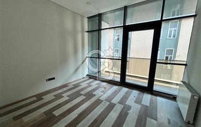 AVCILAR KİRALIK 2+1 OFİS E-5' E 100 M. MESAFEDE METROBÜSE YAKIN