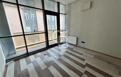 AVCILAR KİRALIK 2+1 OFİS E-5' E 100 M. MESAFEDE METROBÜSE YAKIN