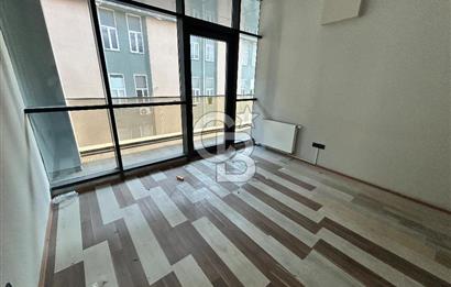 AVCILAR KİRALIK 2+1 OFİS E-5' E 100 M. MESAFEDE METROBÜSE YAKIN