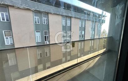 AVCILAR KİRALIK 2+1 OFİS E-5' E 100 M. MESAFEDE METROBÜSE YAKIN