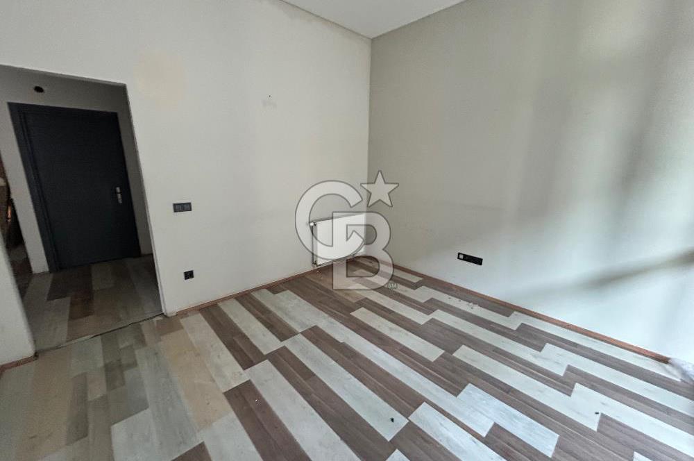 AVCILAR KİRALIK 2+1 OFİS E-5' E 100 M. MESAFEDE METROBÜSE YAKIN