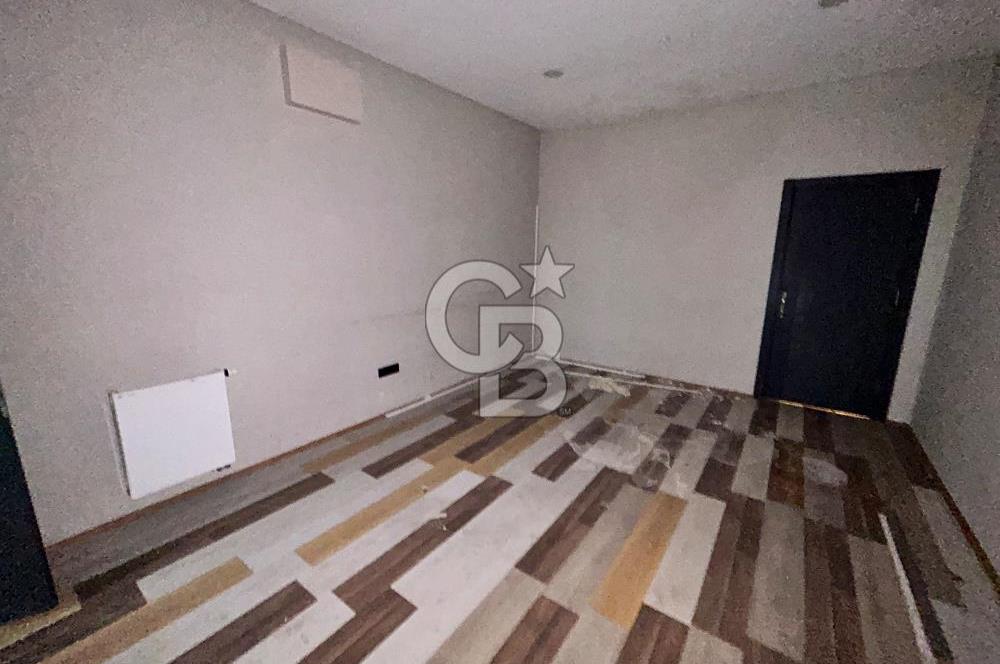 AVCILAR KİRALIK 2+1 OFİS E-5' E 100 M. MESAFEDE METROBÜSE YAKIN