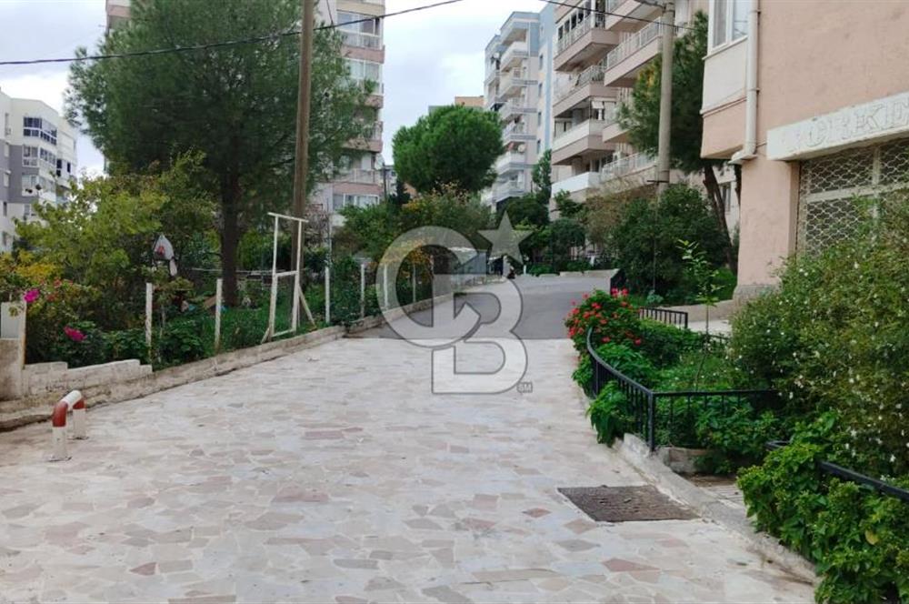 Çiğli, İzkent Mah., 3+1 Doğalgazlı Satılık Daire