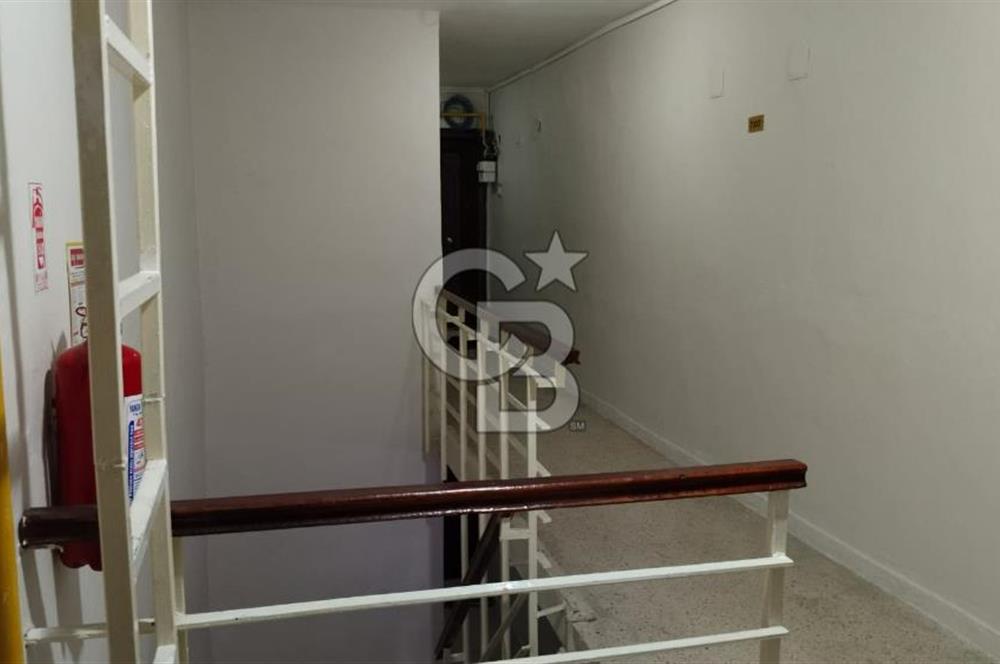 Çiğli, İzkent Mah., 3+1 Doğalgazlı Satılık Daire