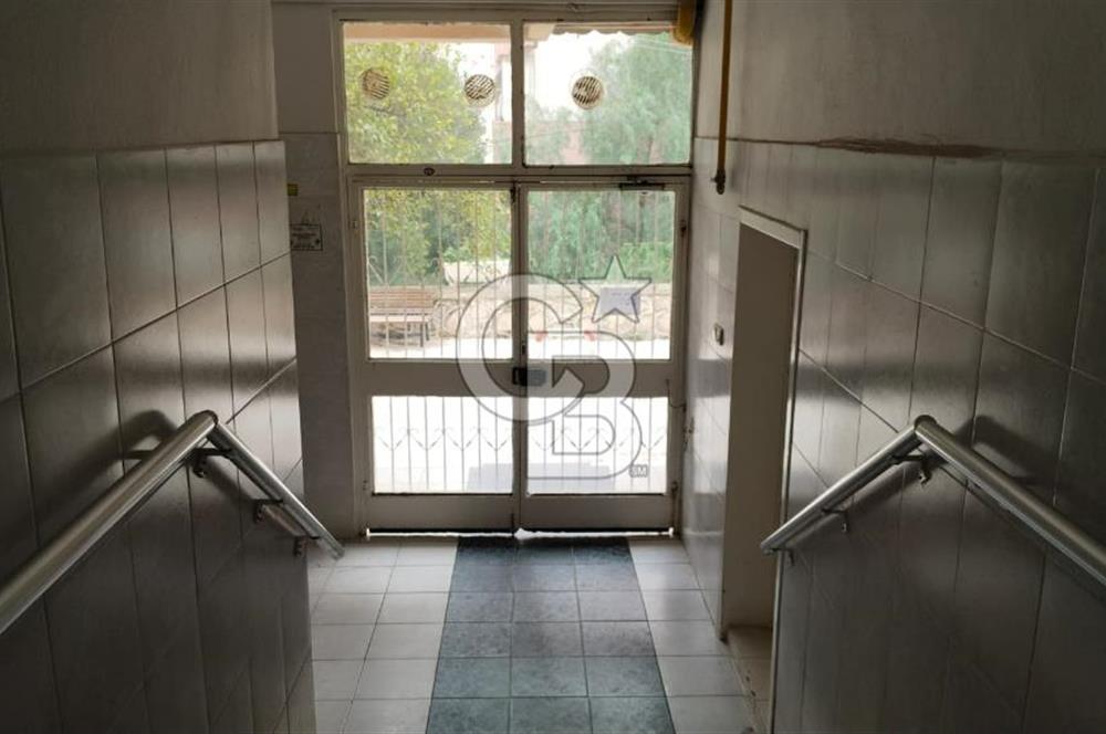 Çiğli, İzkent Mah., 3+1 Doğalgazlı Satılık Daire