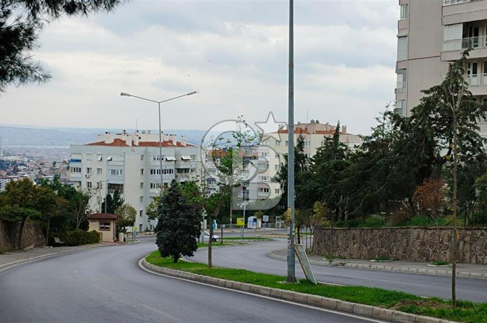 Çiğli, İzkent Mah., 3+1 Doğalgazlı Satılık Daire