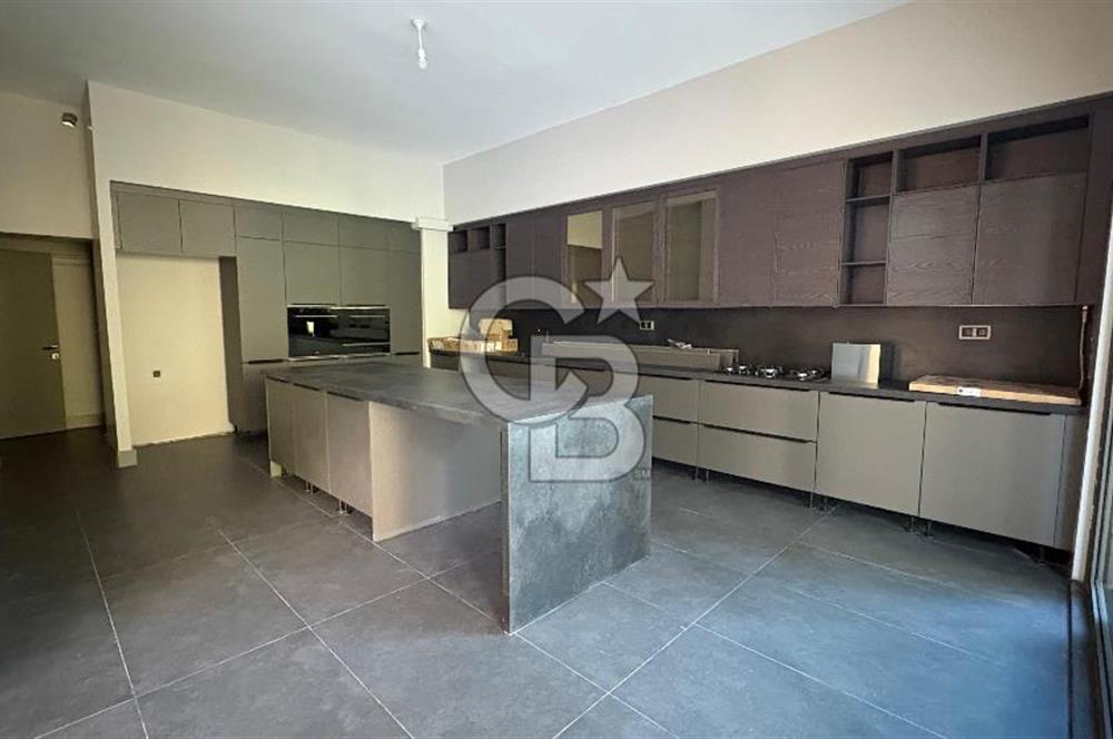 NEO GÖLPARK 7+1 SATILIK VİLLA