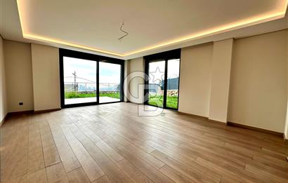 Kartal Yakacık'ta Satılık Deniz Manzaralı Ultra Lüks Villa
