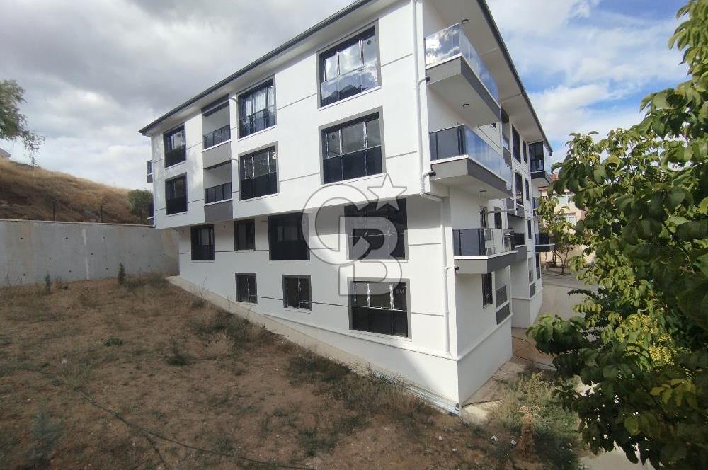 Dikmen'de satılık sıfır 1+1 Daire