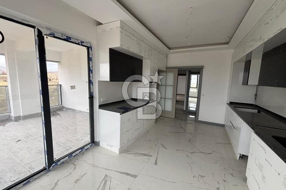 KUZEY YILDIZI MAH.(YAKACIK MEVKİİ.) SIFIR 4+1 KİRALIK DAİRE