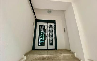 Çiğli Küçük Çiğli'de 2+1 Sıfır Binada Kiralık Daire