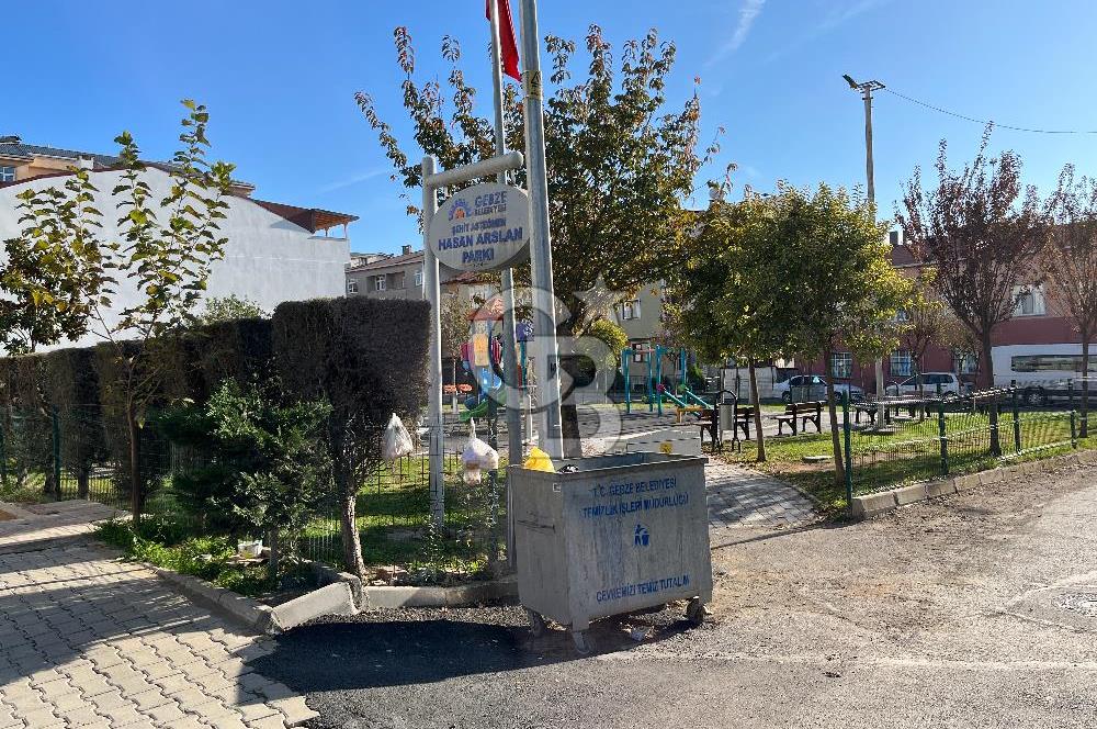 İstasyon Mah. Marmaray Yakını Satılık 2+1 Yüksek Giriş Daire